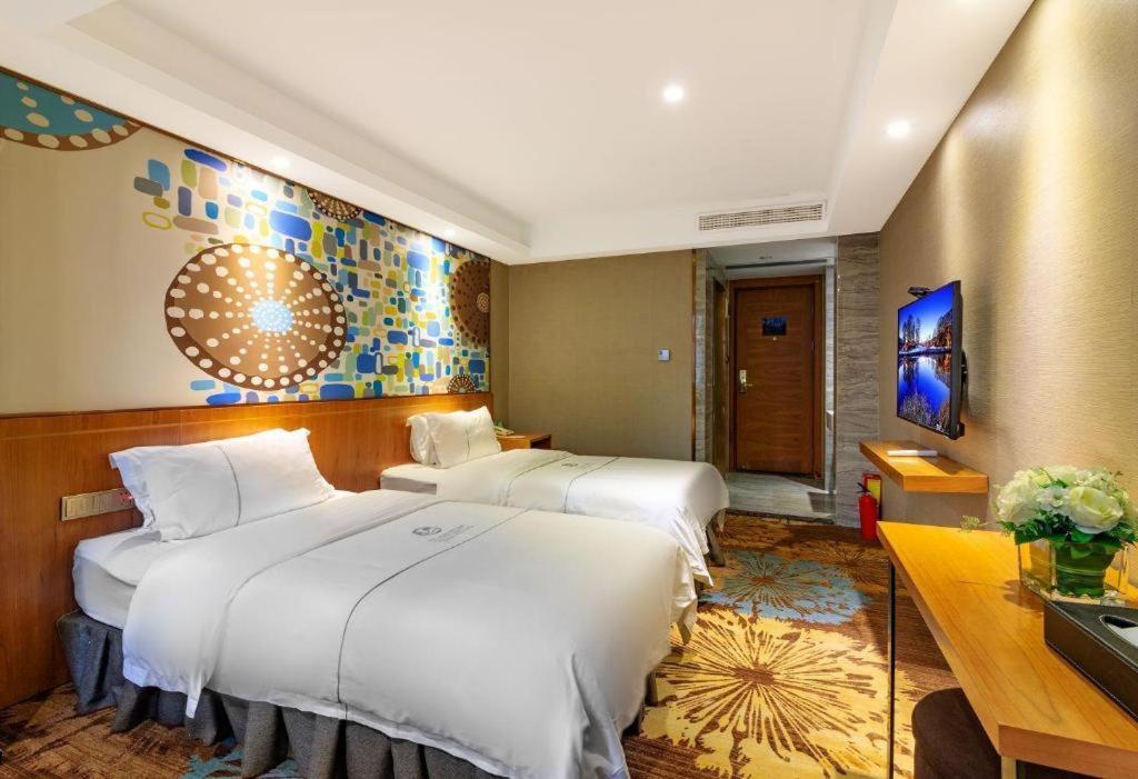 Insail Hotels Dongshankou Subway Station Гуанчжоу Экстерьер фото